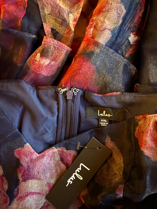 Lulus Oh-So Stunning Navy Blue Floral Organza Tiered Midi Dress NWT - Picture 7 of 7